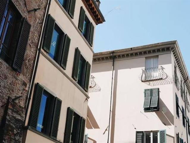 Palazzo / Stabile in vendita a Fonte Nuova RM
