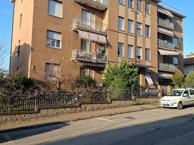 Palazzo / Stabile in vendita a Fornovo di Taro PR