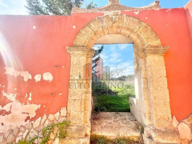 Palazzo / Stabile in vendita a Gallipoli LE