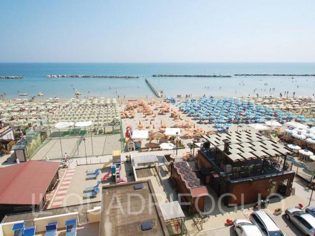 Palazzo / Stabile in vendita a Gatteo FC