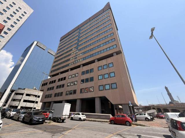 Palazzo / Stabile in vendita a Genova GE