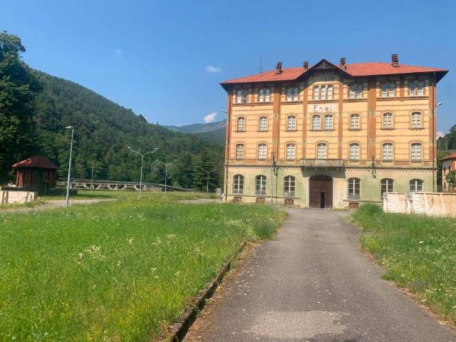 Palazzo / Stabile in vendita a Germagnano TO