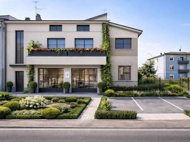 Palazzo / Stabile in vendita a Ghedi BS