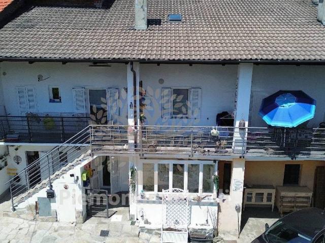 Palazzo / Stabile in vendita a Giaveno TO