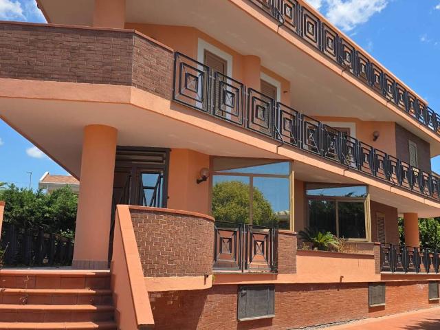Palazzo / Stabile in vendita a Giffoni Sei Casali SA