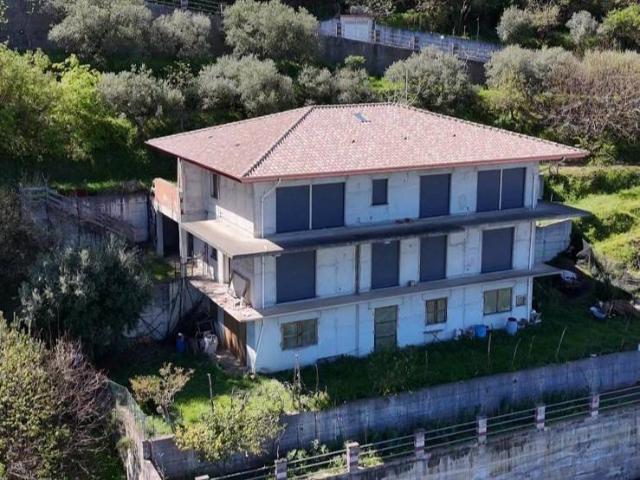 Palazzo / Stabile in vendita a Gioiosa Marea ME