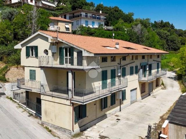 Palazzo / Stabile in vendita a Grottammare AP