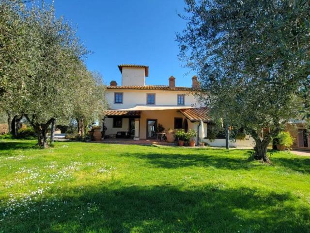 Palazzo / Stabile in vendita a Impruneta FI