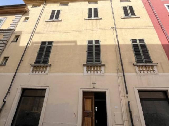 Palazzo / Stabile in vendita a La Spezia SP