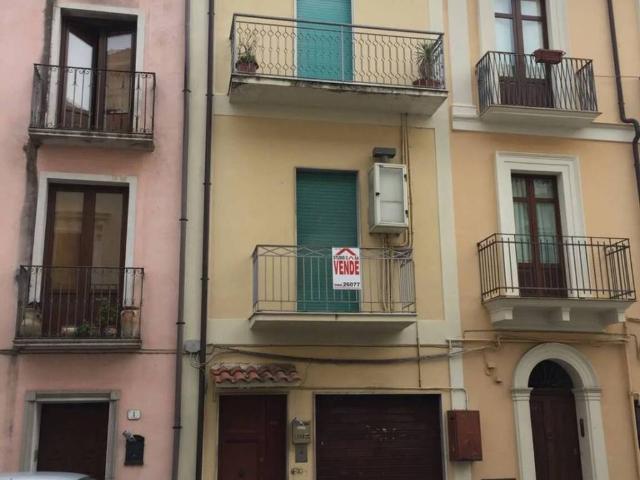 Palazzo / Stabile in vendita a Lamezia Terme CZ