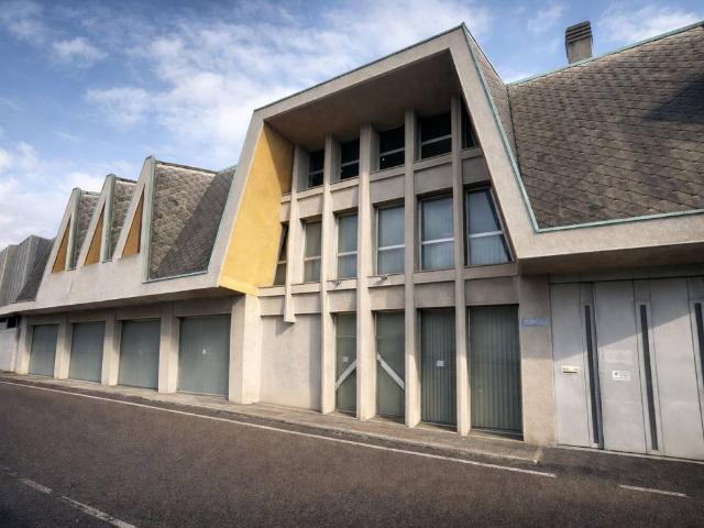 Palazzo / Stabile in vendita a Lissone MB