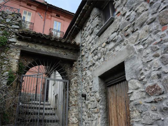 Palazzo / Stabile in vendita a Longobucco CS