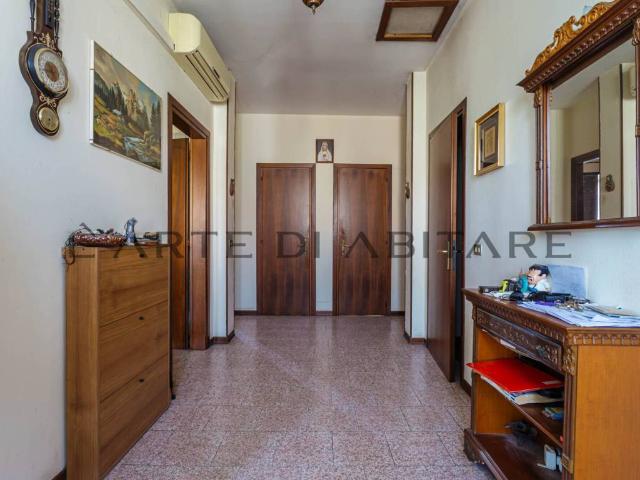 Palazzo / Stabile in vendita a Padova PD