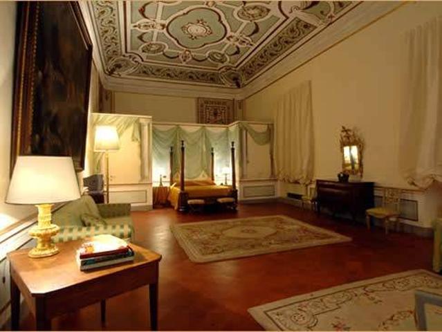 Palazzo / Stabile in vendita a Padova PD