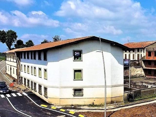 Palazzo / Stabile in vendita a Palosco BG