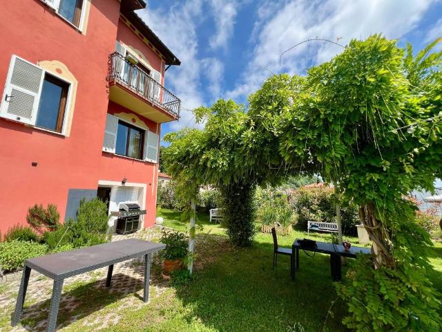Palazzo / Stabile in vendita a Pallare SV
