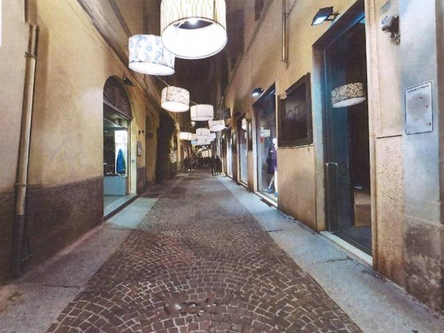 Palazzo / Stabile in vendita a Parma PR