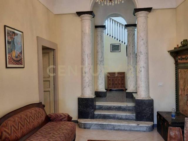 Palazzo / Stabile in vendita a Penne PE