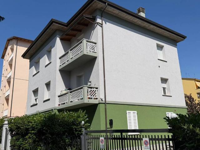 Palazzo / Stabile in vendita a Perugia PG