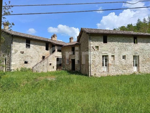 Palazzo / Stabile in vendita a Perugia PG