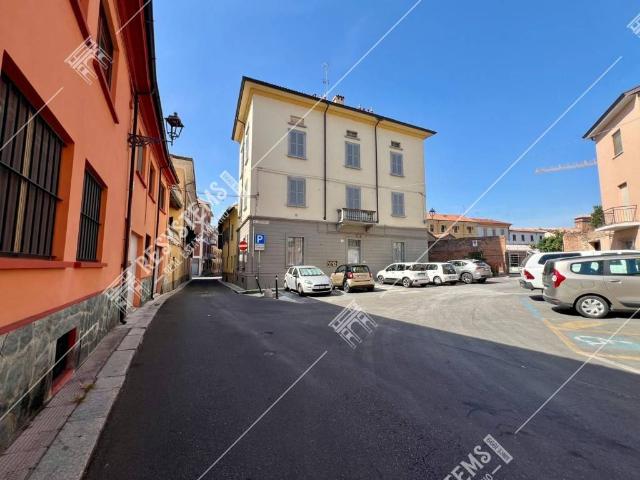 Palazzo / Stabile in vendita a Piacenza PC
