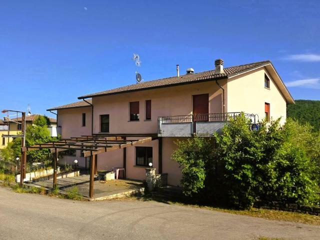 Palazzo / Stabile in vendita a Pieve Santo Stefano AR