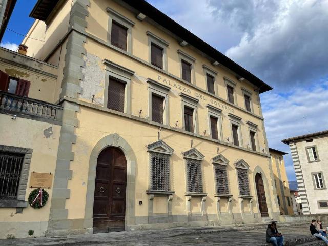 Palazzo / Stabile in vendita a Pistoia PT