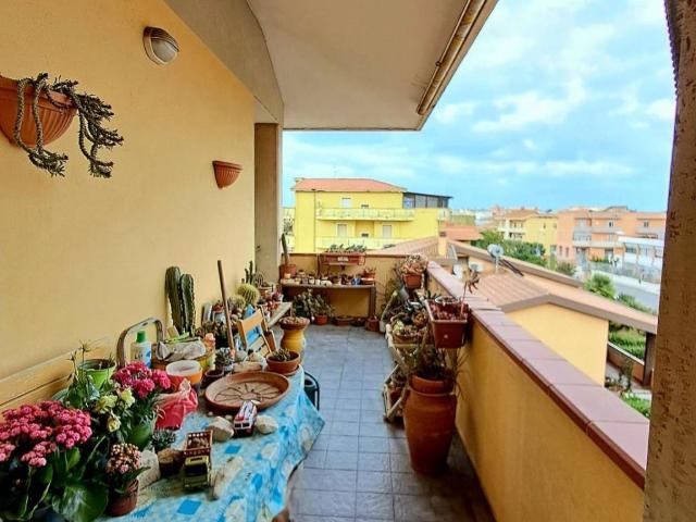 Palazzo / Stabile in vendita a Porto Torres SS