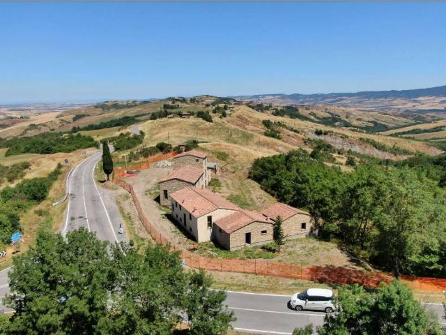 Palazzo / Stabile in vendita a Radicofani SI