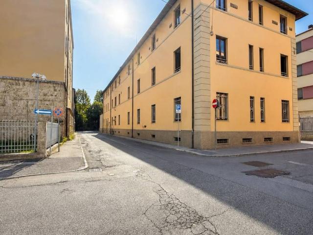 Palazzo / Stabile in vendita a Rieti RI