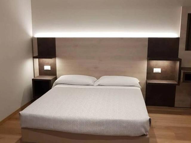 Palazzo / Stabile in vendita a Rimini RN
