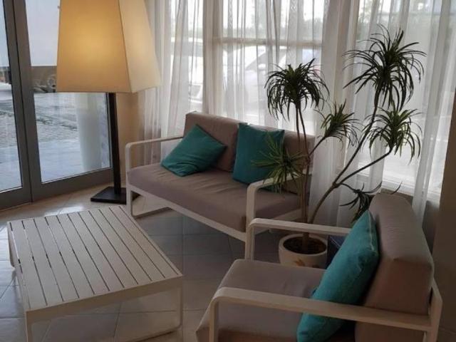 Palazzo / Stabile in vendita a Rimini RN