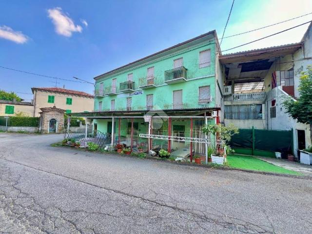 Palazzo / Stabile in vendita a Robella AT