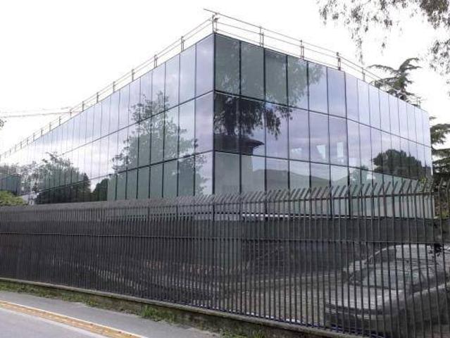 Palazzo / Stabile in vendita a Roma RM