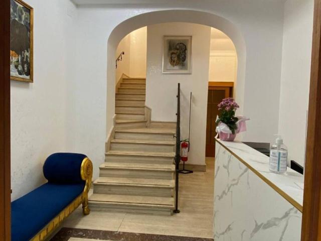 Palazzo / Stabile in vendita a Roma RM