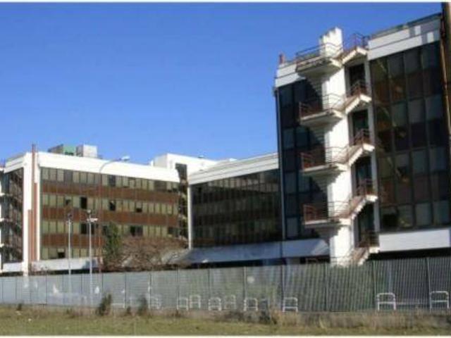Palazzo / Stabile in vendita a Roma RM