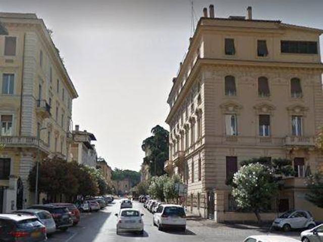 Palazzo / Stabile in vendita a Roma RM