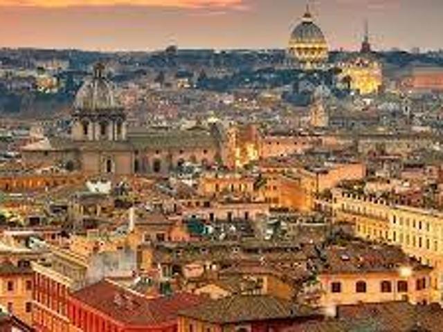 Palazzo / Stabile in vendita a Roma RM