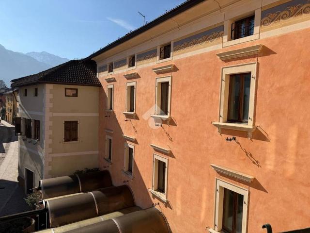 Palazzo / Stabile in vendita a Roncegno Terme TN
