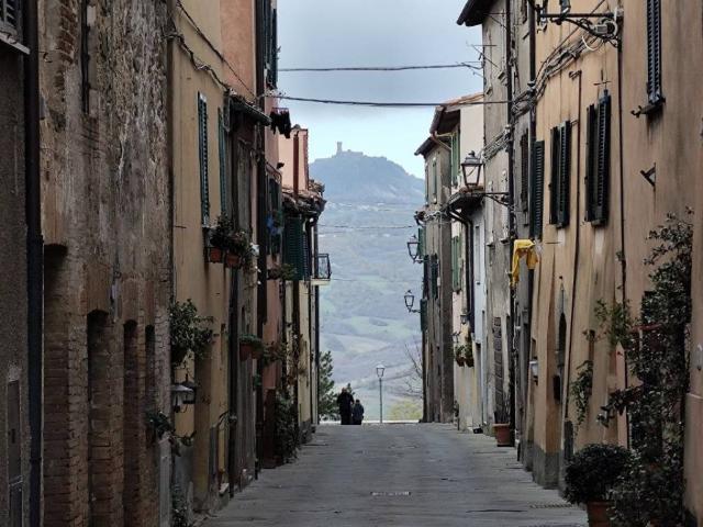 Palazzo / Stabile in vendita a San Casciano dei Bagni SI