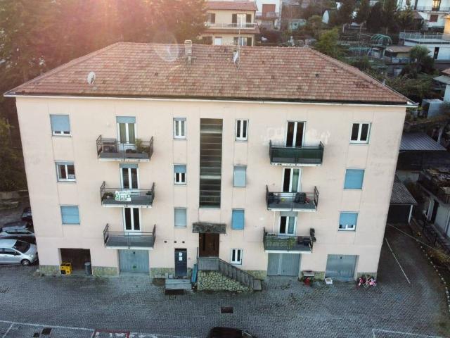 Palazzo / Stabile in vendita a San Fermo della Battaglia CO