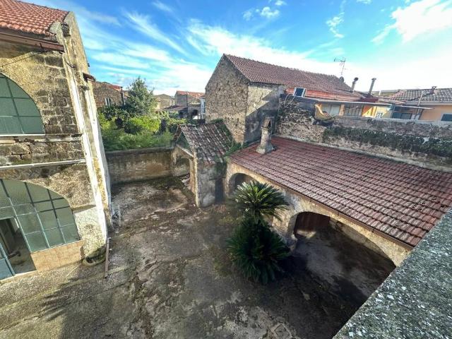Palazzo / Stabile in vendita a San Prisco CE