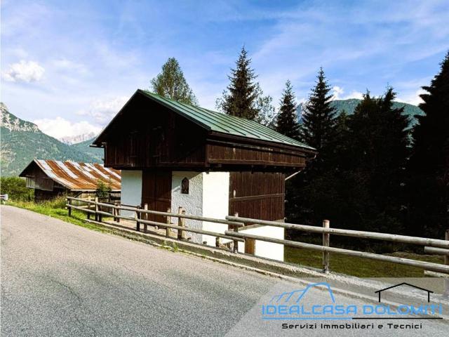 Palazzo / Stabile in vendita a Santo Stefano di Cadore BL