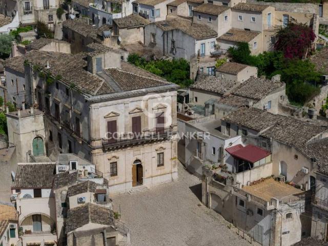 Palazzo / Stabile in vendita a Scicli RG