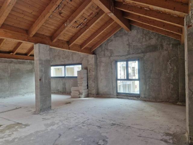 Palazzo / Stabile in vendita a Sesto San Giovanni MI
