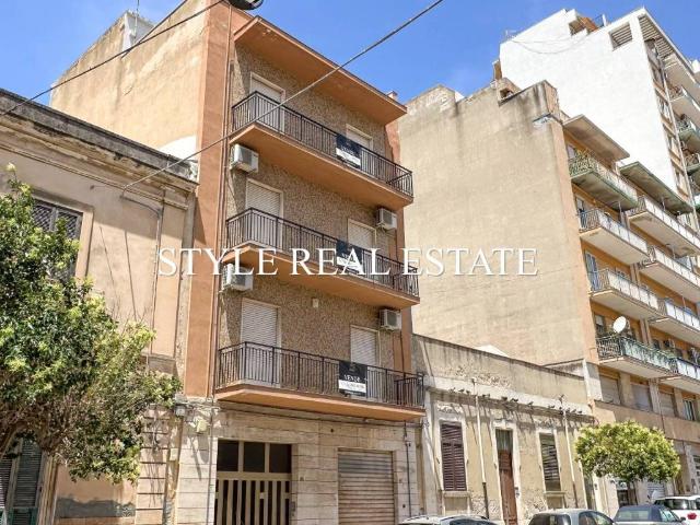 Palazzo / Stabile in vendita a Siracusa SR