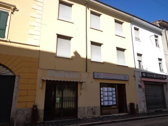 Palazzo / Stabile in vendita a Soresina CR