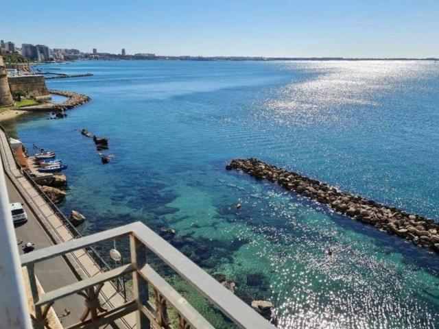 Palazzo / Stabile in vendita a Taranto TA