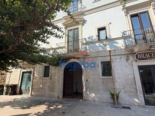 Palazzo / Stabile in vendita a Trani BT