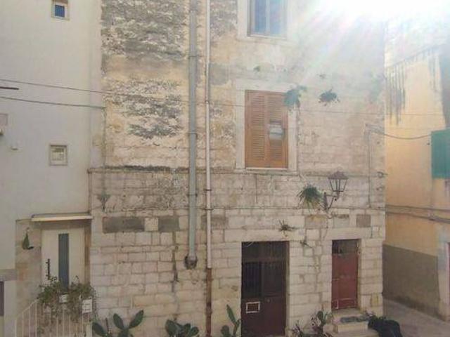 Palazzo / Stabile in vendita a Trani BT